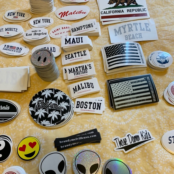 500 brandy Melville stickers - Picture 4 of 5